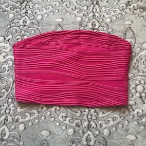 SHEIN Pink Wave Pattern Crop Top